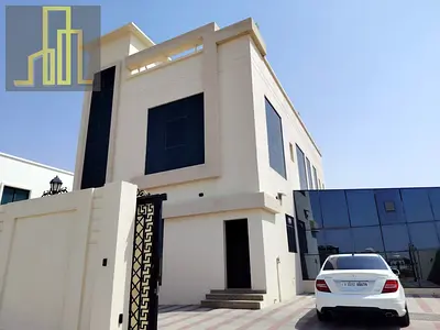 Luxury 5 BR Villa For Sale With Pool ,Garden