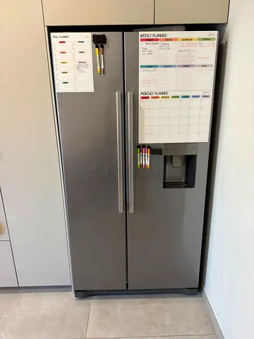 Samsung side by side fridge freezer with water dispenser same like new condition perfect working