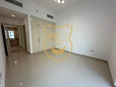 Spacious 1BR Apartment | Balcony | Open Kitchen | Gym & Pool | Prime Jumeirah Location