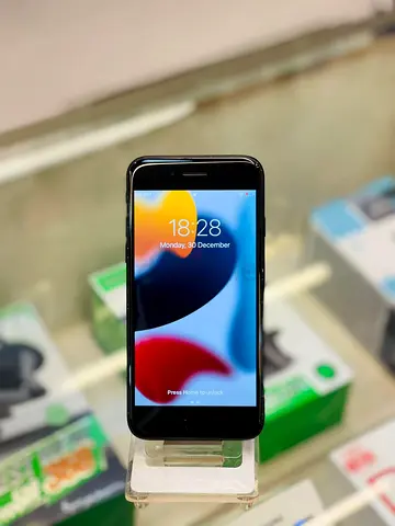iPhone 7 - Good Condition