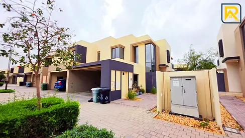 Spacious 4BR Villa I Private Garden I Ready to Move In