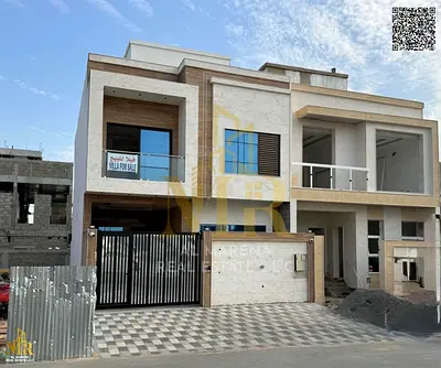 Villa in Strategic Location, 5BR, Two Floors + Roof, Registration Fees Included, Near Services