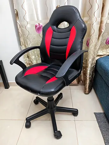 PAN emirates Gaming chair with Wheels Red 22D x 2125W x 3525H in