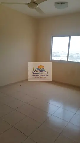 🏡 شقة غرفتين وصالة للإيجار – السلمة، أم القيوين