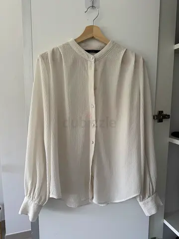 Vero Moda white long-sleeve textured button-up blouse