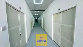LARGE AND READY TO OPERATE WAREHOUSE SPACE IN AL QUOZ 1 WITH A WASHROOM