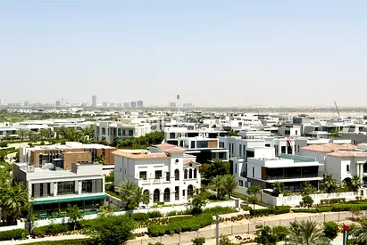 HIGH FLOOR | APPLIANCES | GOLF VIEW