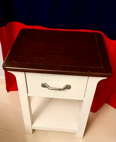 Pottery barn bedside tables X 2