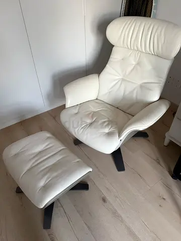 White chair and stool (Marina Home)