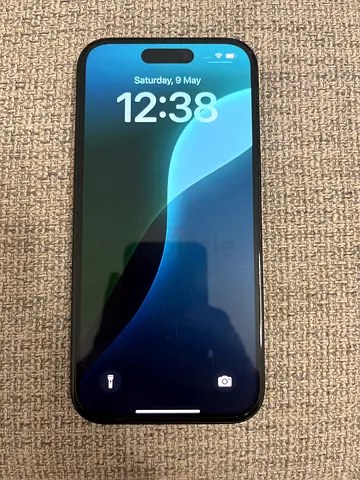 iPhone 15 128 GB 97% battery health