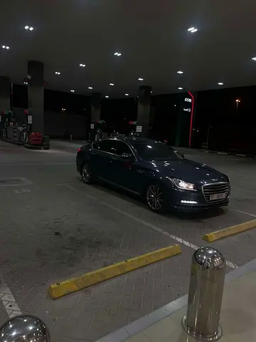 GCC GENESIS V8 ROYAL