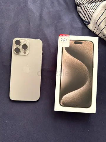 iphone 15 pro max 256gb mint condition