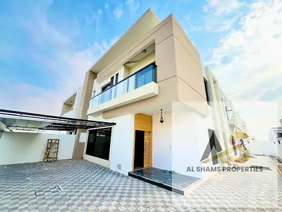 Like Brand New!5Bed Room vila with Maid room