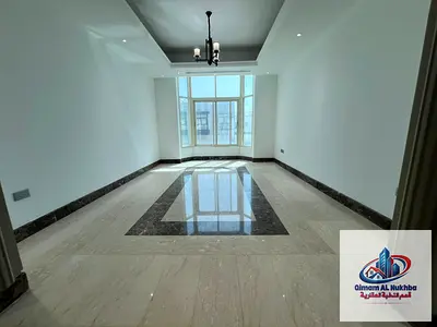 Villa for rent in Al Fisht, Sharjah. 4 bedrooms, 2 living rooms, maid's room, 5 bathrooms. Spacious area, upscale location close to amenities. Rent: A