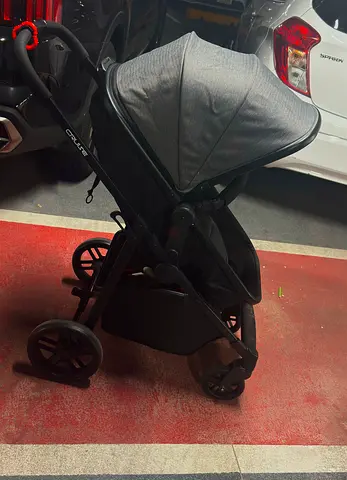 Lightweight grey single stroller in good condition