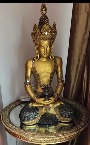 Decorative item