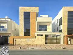 For sale: Modern villa, 3 units, suitable for families, large and prime location, private and freeho