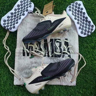 Phantom Gx6 football boot