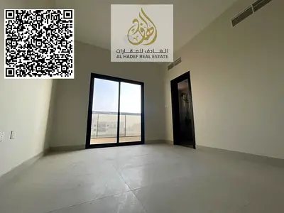 أول ساكن غرفتين   3 حمامات بتشطيبات عصرية موقع مميز جداً بالقرب من جميع الخدمات   40,000 درهم  4 أو 6 دفعات التأمين: شيك لا يصرف