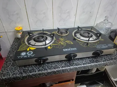 Krypton 3-Burner Glass Top Gas Stove - Good Working Condition with table