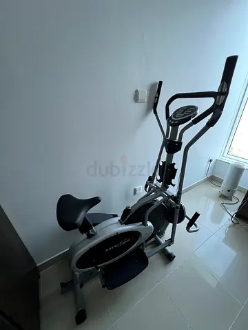 Elliptical Cross Trainer with Seat - Good Condition
