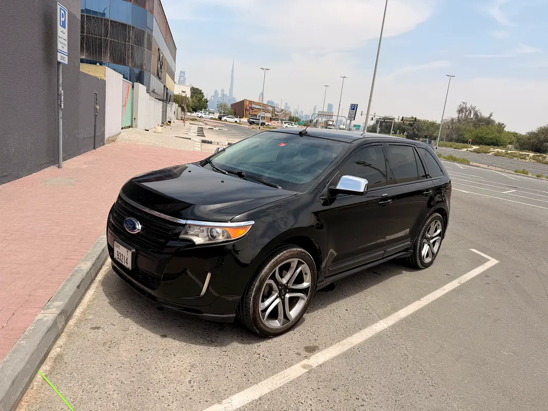 Ford Edge 2013 — photo 1 of 14