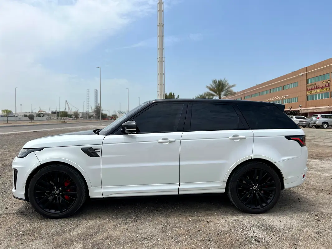 Land Rover Range Rover Sport 2016 — photo 1 of 20