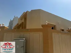 Corner villa, ground floor, three master bedrooms with air conditioning, electricity, 7 fils, in Al