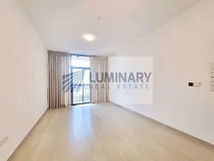 Same like new- open view - higher floor - close kitchen - 2 balconies