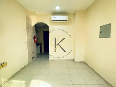 Lavish Studio Flat | With Split AC | Full Family Building | No Deposit |