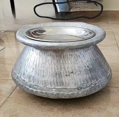 Large cooking pot daigh 5kg