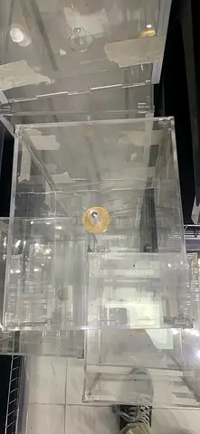 Shop shelf