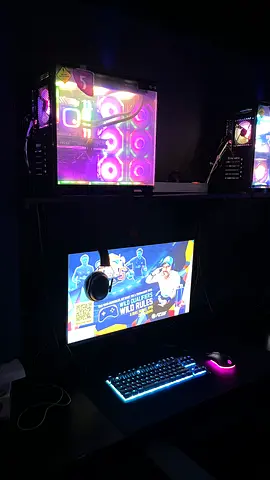 PC 4070 super , I7 intel, 2k screen