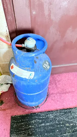 15.6kg Blue LPG Gas Cylinder with Regulator