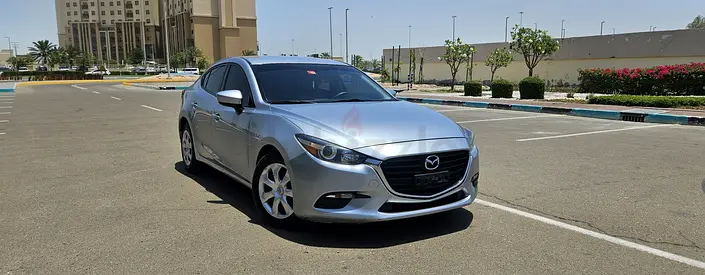Mint Condition-Mazda 3- 2018GCC Spec-Clean Condition-1.5L(4Cylinder)Very Economical.