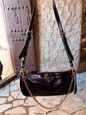 Prada original bag (worn twice)
