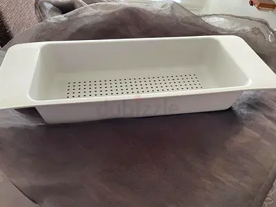 Colander / Strainer / draining tray for pasta/vegetables/dishes fits on the sink