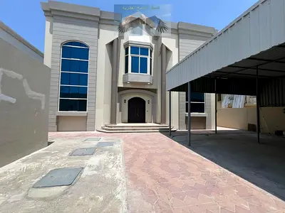 Luxury 5BHK | First Tenant | 2 Majles | Covered Large Yard