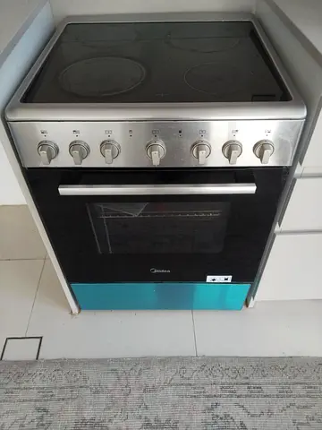Media 4 hubs 60/60cm electric ceramic Cooking range
