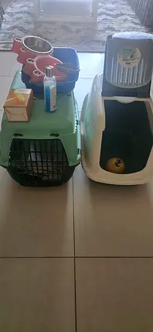 Used Cat Litter Box, Carrier, Feeder Bowl and Accessories - Good Condition