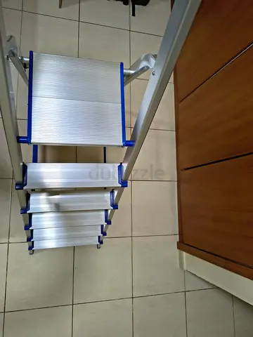 Aluminum ladder Foldable 6 steps