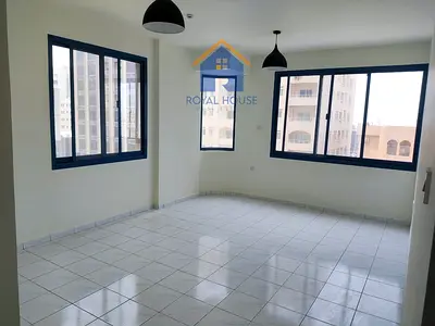 For sale: 3-bedroom apartment with living room in Al Majaz 3 – Prime location A great opportunity for living or investment in the heart of Al Majaz 3