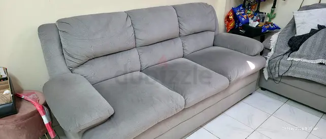 Light grey 3-seater fabric sofa in good condition