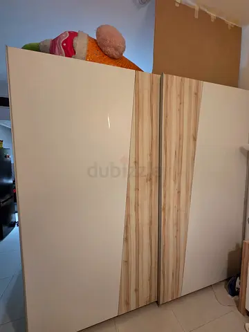 2- sliding door Wardrobe / Armoire - Good Condition