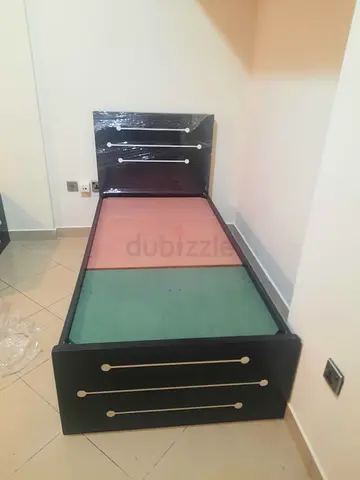 Selling brand new single bed frame
