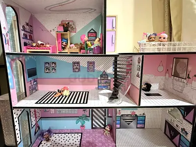 LOL Dollhouse Playset with Furniture and Dolls