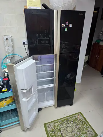PRICE NEGOTIABLE!!!!! Hitachi 4 Door Refrigerator – Working Condition
