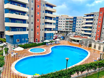 POOL VIEW SPACIOUS 2BR APT VACANT GREAT VALUE
