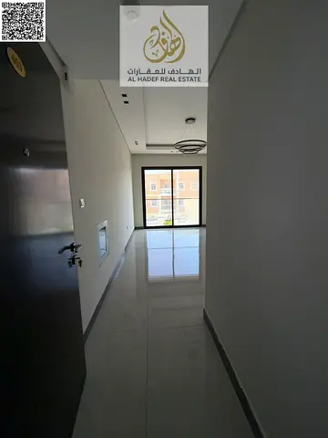 غرفة وصالة | 2 حمام | موقع مميز | الجرف 3 خلف السوق الصيني | 35,000 درهم سنويًا