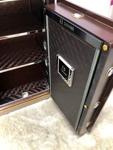 Tiger King 28F Digital Safe